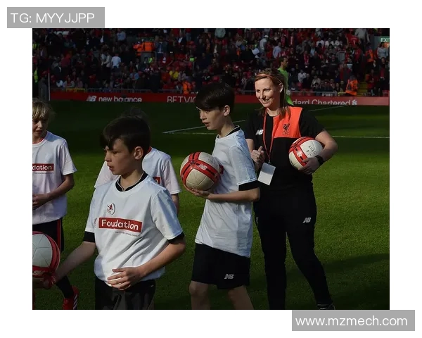 何忆义足球明星的成长之路与辉煌成就探秘